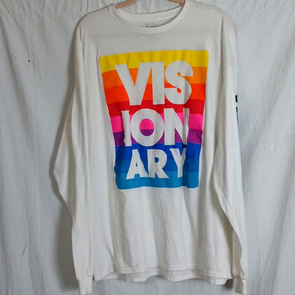 Return to Sender white spell out VISIONARY t shirt